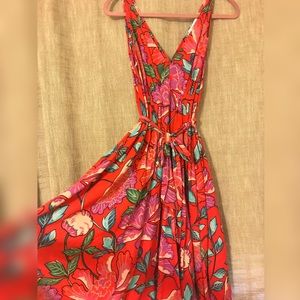 Vibran floral dress!